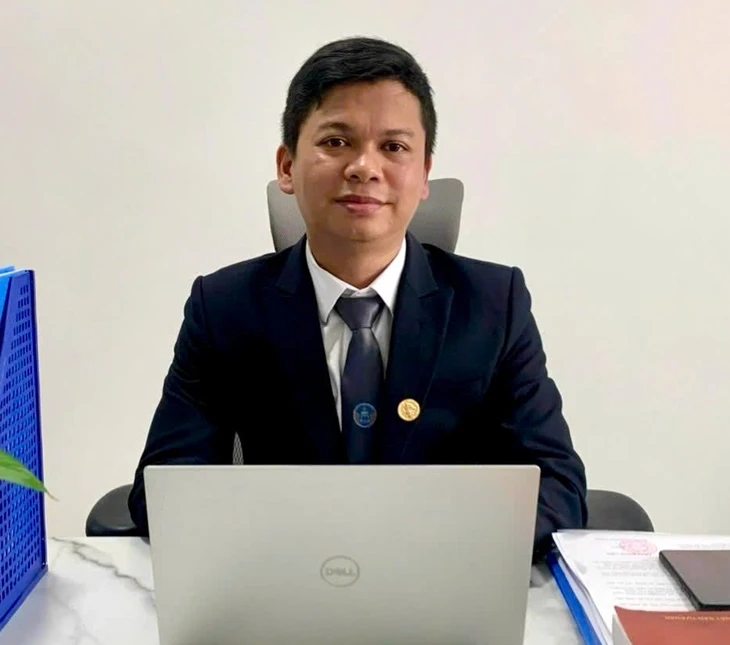 Cha mẹ là người Việt, con sang Mỹ từ nhỏ chưa làm giấy khai sinh, giờ làm thế nào?