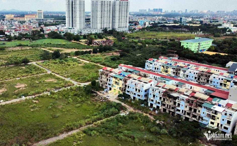 Chồng có bất động sản trước hôn nhân, em trai có được hưởng không?