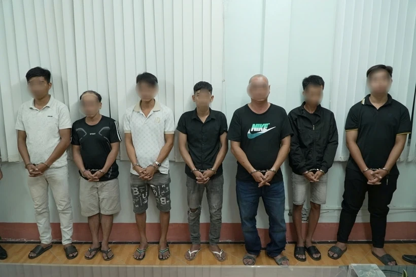 Khởi tố vụ "quan tài diễu phố": Răn đe hành vi chiêu trò phản cảm để tạo chú ý Khởi tố vụ "quan tài diễu phố": Răn đe hành vi chiêu trò phản cảm để tạo chú ý