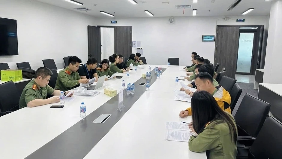 Loạt lao động ngoại “làm chui” bị xử lý ở Thái Nguyên Loạt lao động ngoại “làm chui” bị xử lý ở Thái Nguyên