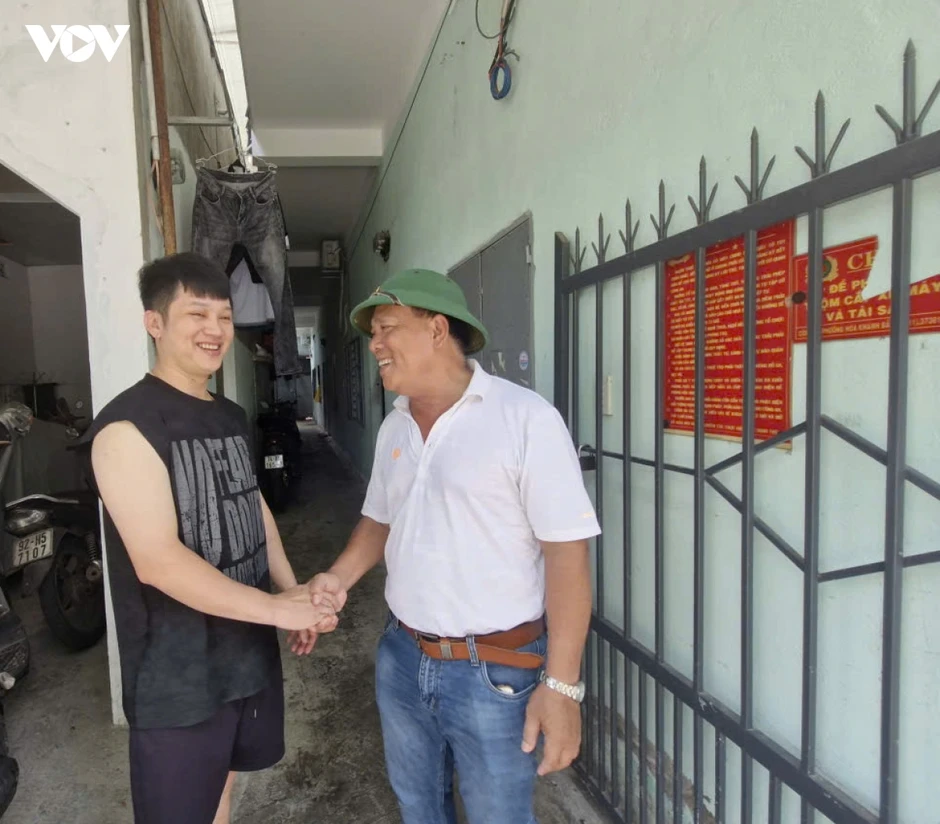 Tổ công nhân tự quản khu nhà trọ giữ vững an ninh trật tự Tổ công nhân tự quản khu nhà trọ giữ vững an ninh trật tự