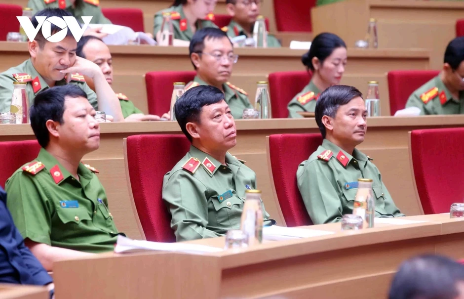 Tổng kết Bộ luật Hình sự: Hoàn thiện pháp lý đáp ứng tình hình mới Tổng kết Bộ luật Hình sự: Hoàn thiện pháp lý đáp ứng tình hình mới