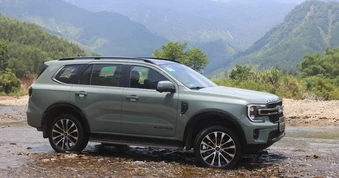 Các mẫu SUV 7 chỗ có giá khoảng 1,6 tỷ đồng