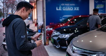 Chỉ có 500 triệu trong tay, nên 'tậu' ô tô mới hay mạo hiểm mua xe cũ?