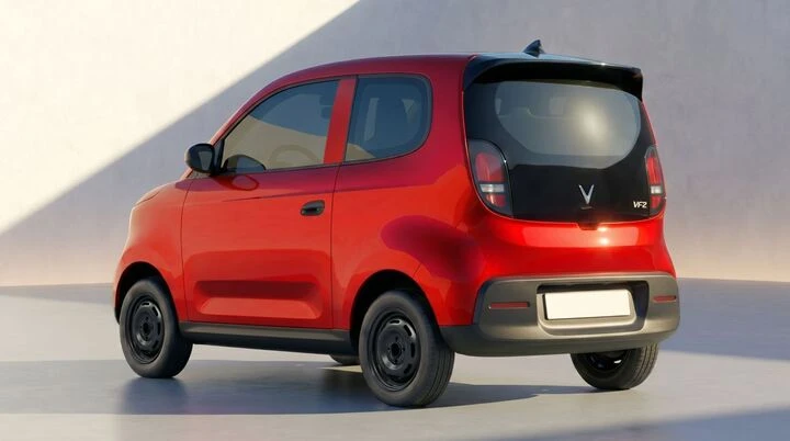 Giáo viên dạy lái xe chỉ ra 5 tình huống người mới dễ xử lý hơn với VF 2 Giáo viên dạy lái xe chỉ ra 5 tình huống người mới dễ xử lý hơn với VF 2