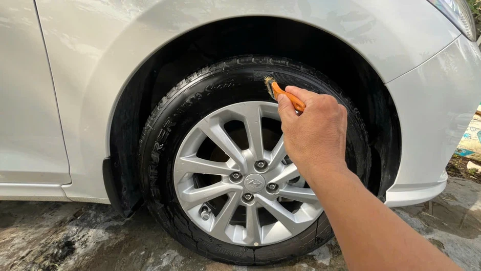 Lốp xe ảnh hưởng thế nào đến mức tiêu thụ nhiên liệu của ô tô? Lốp xe ảnh hưởng thế nào đến mức tiêu thụ nhiên liệu của ô tô?