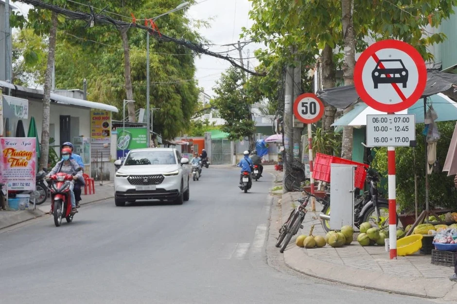 Mức phạt xe ô tô đi vào đường cấm mới nhất năm 2026