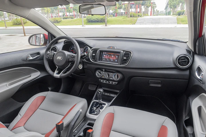 Ngân sách dưới 450 triệu đồng nên chọn Toyota Vios hay Kia Soluto? Ngân sách dưới 450 triệu đồng nên chọn Toyota Vios hay Kia Soluto?