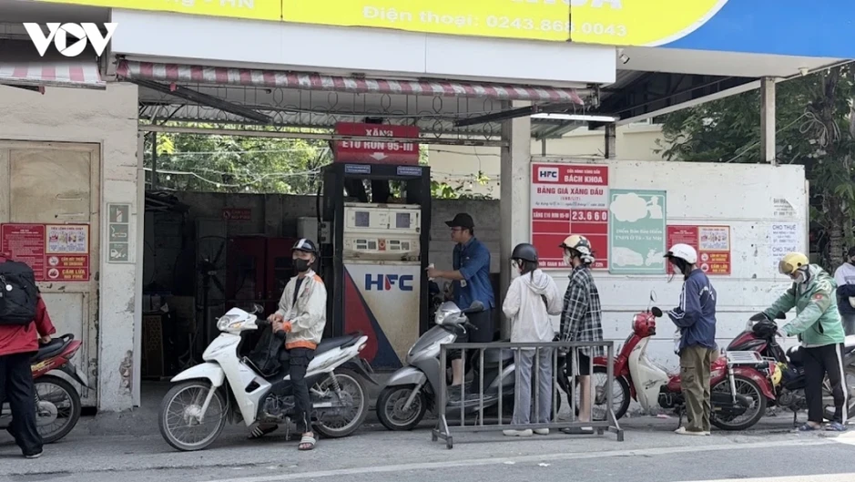 Những dòng xe cũ khi chuyển sang sử dụng xăng E10 thì cần lưu ý gì? Những dòng xe cũ khi chuyển sang sử dụng xăng E10 thì cần lưu ý gì?