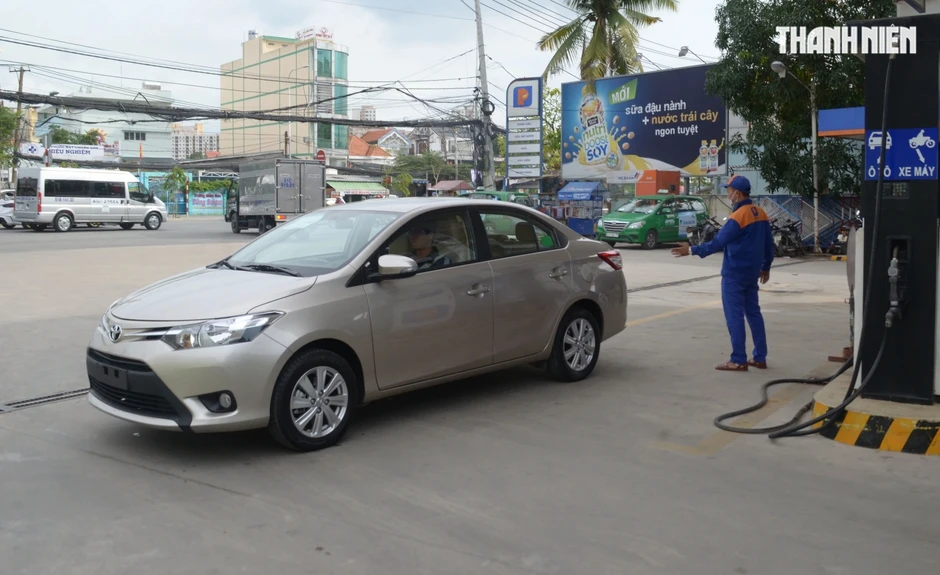 Tác hại của việc để bình xăng ô tô cạn quá lâu Tác hại của việc để bình xăng ô tô cạn quá lâu