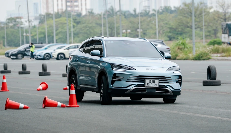 Thói quen của người lái khiến pin ô tô hybrid nhanh xuống cấp, hư hỏng Thói quen của người lái khiến pin ô tô hybrid nhanh xuống cấp, hư hỏng