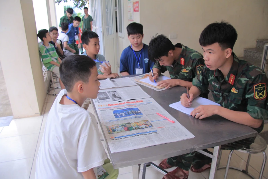 ‘Chiến sĩ nhí’ trải nghiệm đặc biệt trong môi trường đặc công tinh nhuệ ‘Chiến sĩ nhí’ trải nghiệm đặc biệt trong môi trường đặc công tinh nhuệ