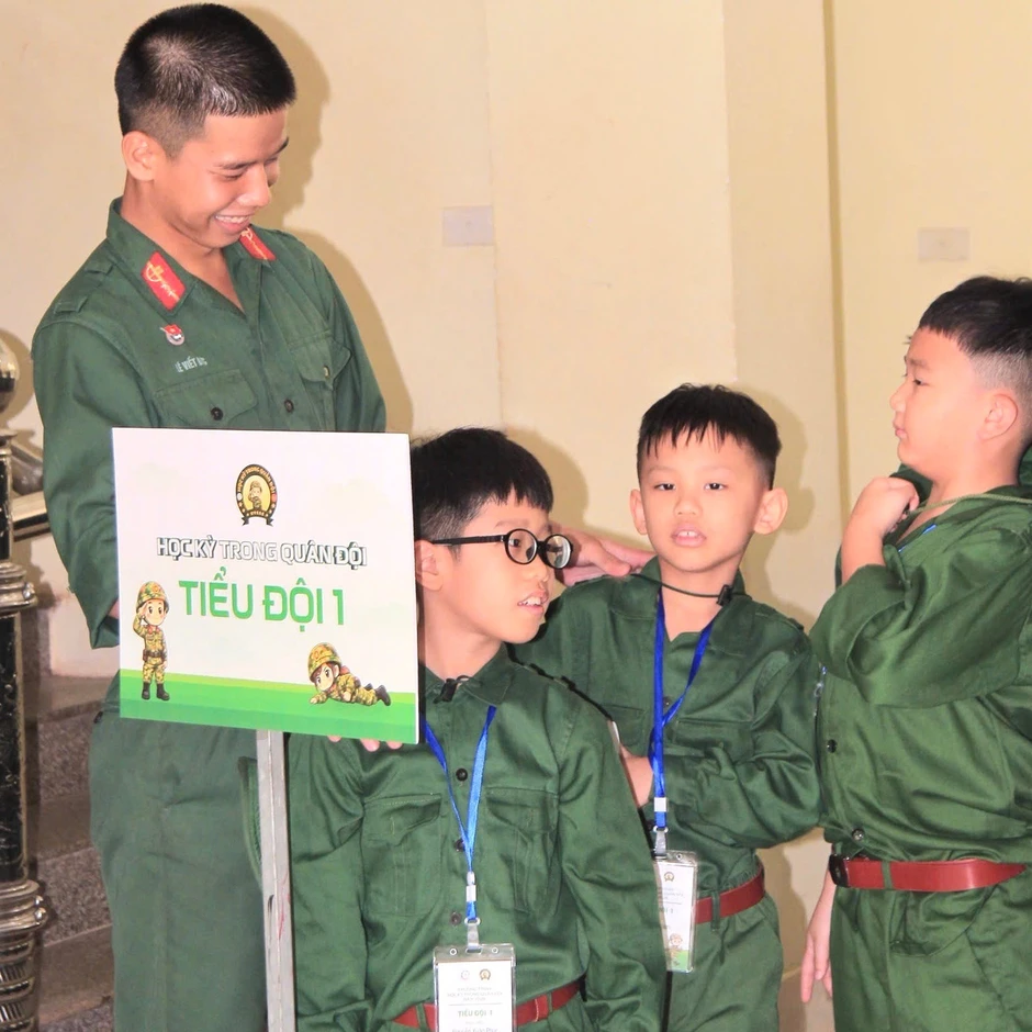 ‘Chiến sĩ nhí’ trải nghiệm đặc biệt trong môi trường đặc công tinh nhuệ ‘Chiến sĩ nhí’ trải nghiệm đặc biệt trong môi trường đặc công tinh nhuệ
