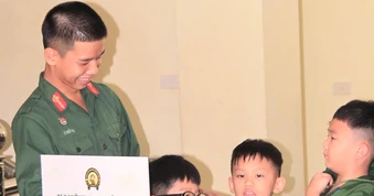 ‘Chiến sĩ nhí’ trải nghiệm đặc biệt trong môi trường đặc công tinh nhuệ