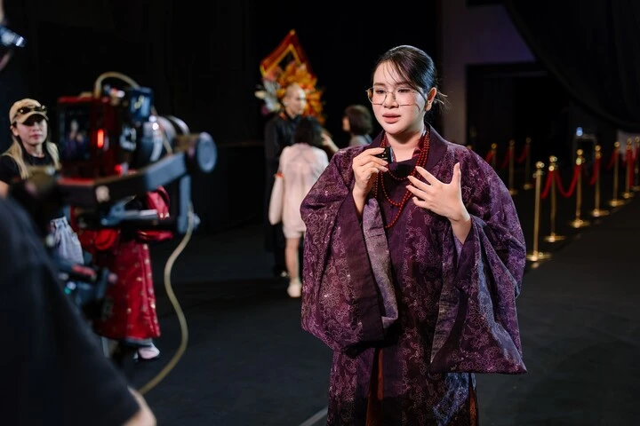 ‘Mẹ chồng triệu view’ trên TikTok đóng 'Hộ linh tráng sĩ': Tôi không 'cướp' nghề ‘Mẹ chồng triệu view’ trên TikTok đóng 'Hộ linh tráng sĩ': Tôi không 'cướp' nghề