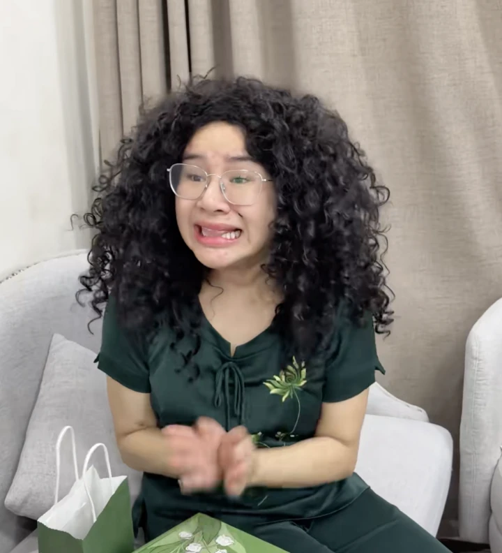 ‘Mẹ chồng triệu view’ trên TikTok đóng 'Hộ linh tráng sĩ': Tôi không 'cướp' nghề ‘Mẹ chồng triệu view’ trên TikTok đóng 'Hộ linh tráng sĩ': Tôi không 'cướp' nghề