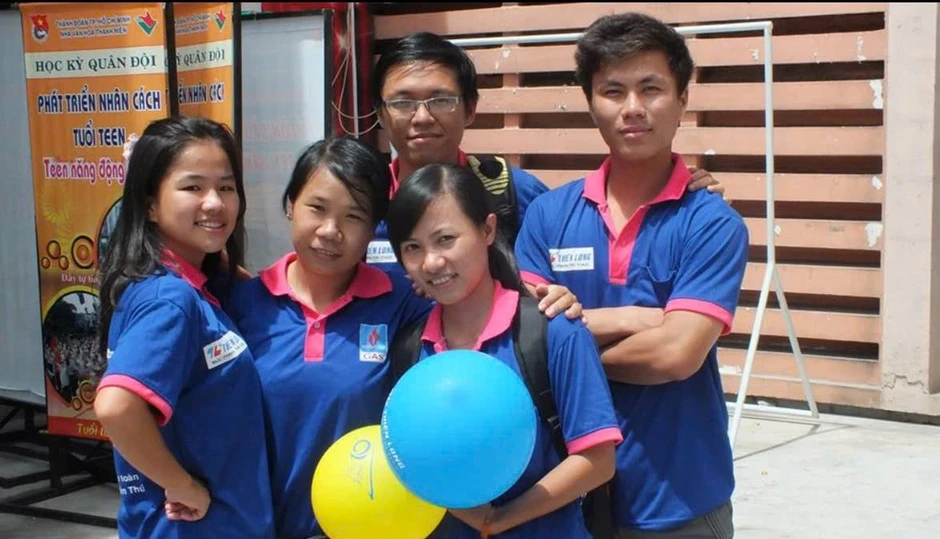 13 năm đi tiếp sức mùa thi và những ngày túc trực ở bến xe Chợ Lớn 13 năm đi tiếp sức mùa thi và những ngày túc trực ở bến xe Chợ Lớn
