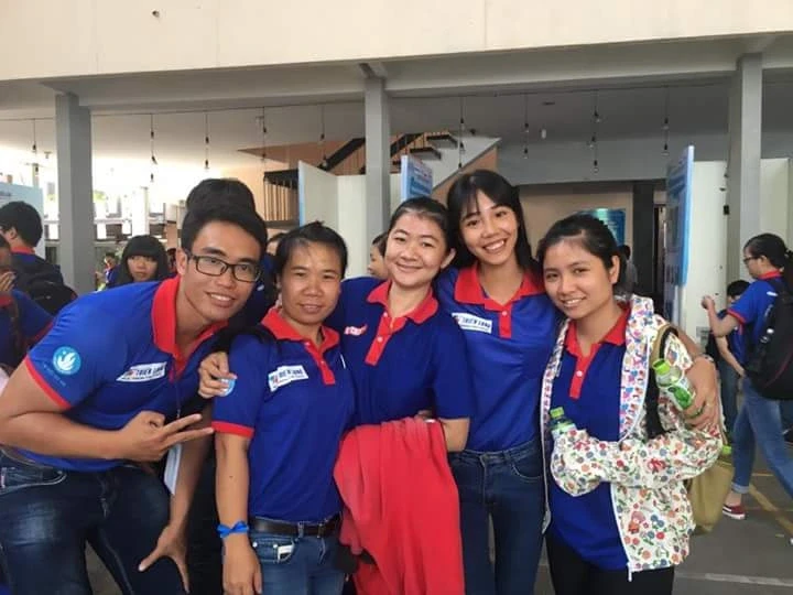 13 năm đi tiếp sức mùa thi và những ngày túc trực ở bến xe Chợ Lớn 13 năm đi tiếp sức mùa thi và những ngày túc trực ở bến xe Chợ Lớn