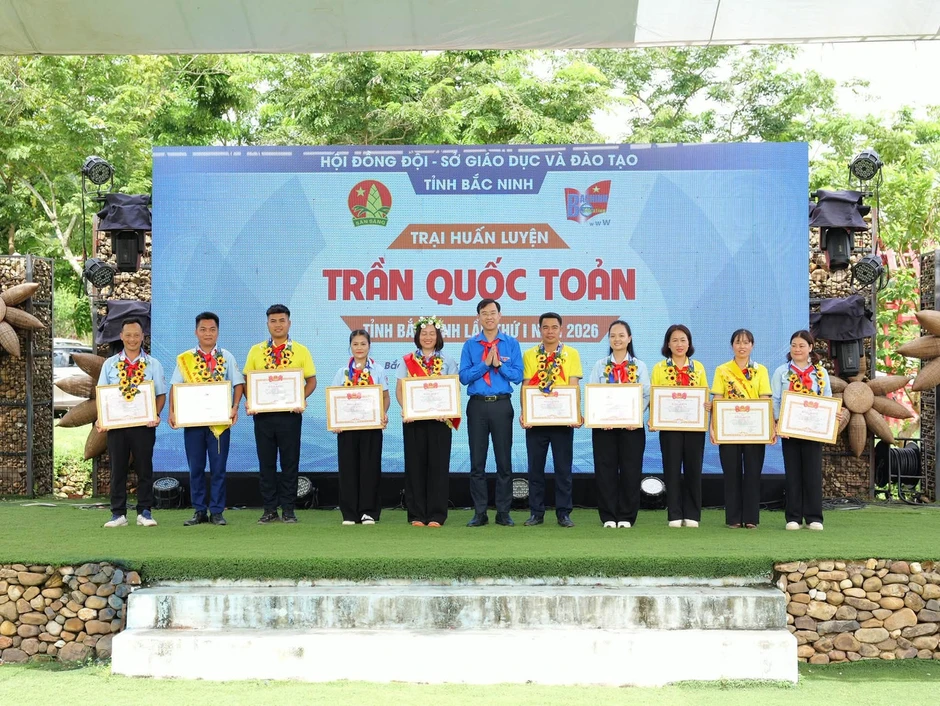 160 thủ lĩnh Đội ở Bắc Ninh khép lại 5 ngày rèn ý chí, kỹ năng 160 thủ lĩnh Đội ở Bắc Ninh khép lại 5 ngày rèn ý chí, kỹ năng