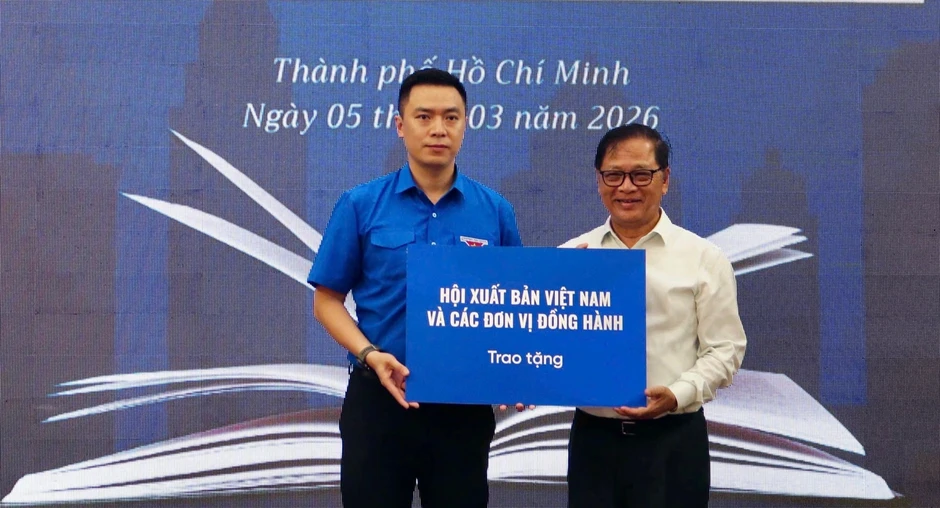 2.000 cuốn sách ý nghĩa dành cho thiếu nhi 2.000 cuốn sách ý nghĩa dành cho thiếu nhi