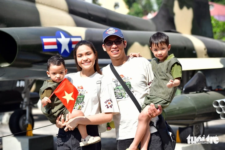 30-4 đến Bảo tàng Chứng tích chiến tranh để hiểu hơn giá trị của hoà bình 30-4 đến Bảo tàng Chứng tích chiến tranh để hiểu hơn giá trị của hoà bình