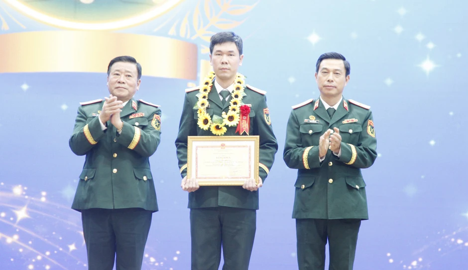 80 ‘bông hoa’ tiêu biểu của Binh chủng Công binh được tuyên dương 80 ‘bông hoa’ tiêu biểu của Binh chủng Công binh được tuyên dương