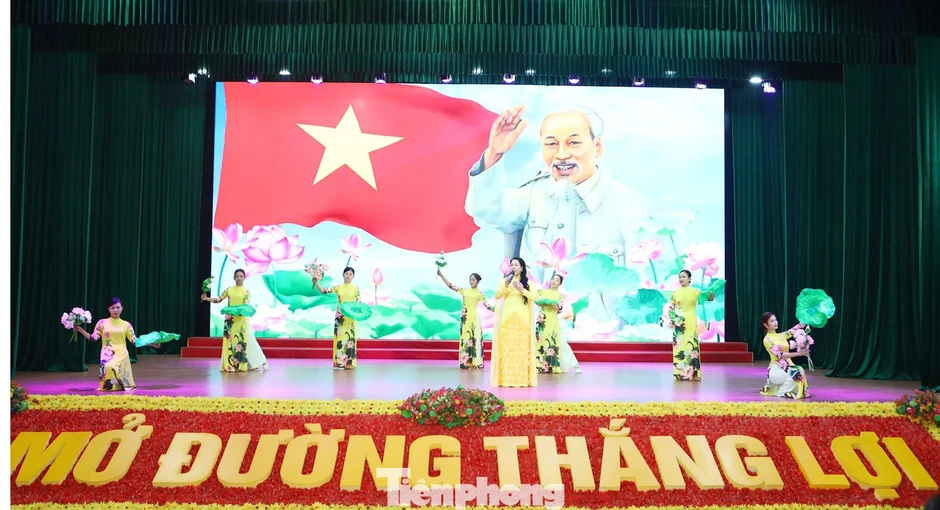 80 ‘bông hoa’ tiêu biểu của Binh chủng Công binh được tuyên dương 80 ‘bông hoa’ tiêu biểu của Binh chủng Công binh được tuyên dương