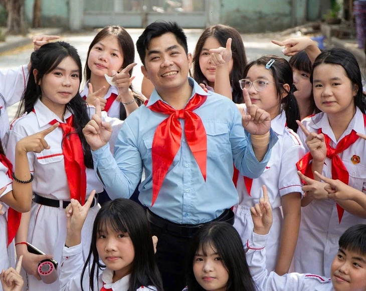 85 năm Đội TNTP Hồ Chí Minh (15-5-1941 - 15-5-2026): Cánh én hồng giữ lửa phong trào Đội 85 năm Đội TNTP Hồ Chí Minh (15-5-1941 - 15-5-2026): Cánh én hồng giữ lửa phong trào Đội