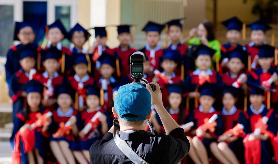 'AI làm hết việc của studio', người trẻ làm nghề này liệu có thất nghiệp? 'AI làm hết việc của studio', người trẻ làm nghề này liệu có thất nghiệp?