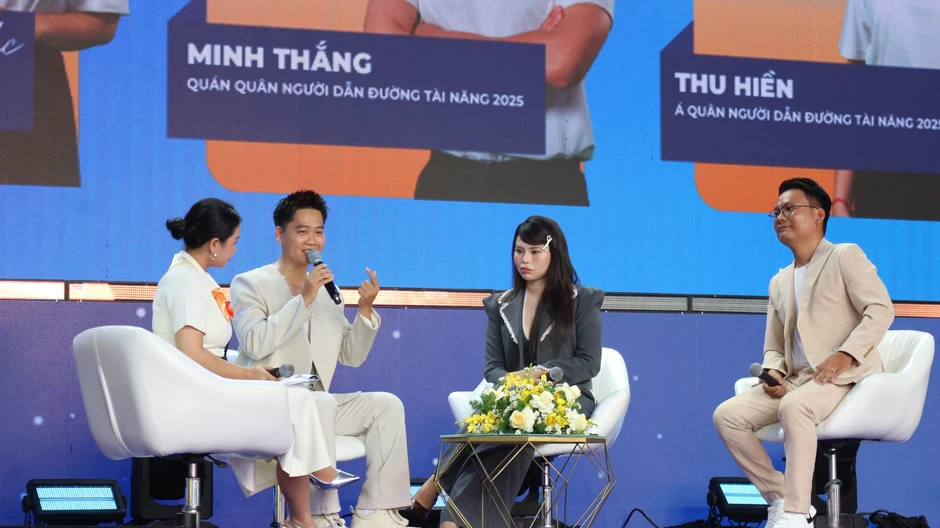 AI và du lịch tự túc lên ngôi, liệu hướng dẫn viên có còn 'đất sống'? AI và du lịch tự túc lên ngôi, liệu hướng dẫn viên có còn 'đất sống'?