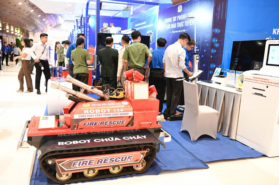 Ấn tượng triển lãm 'Chuyến tàu tiến vào kỷ nguyên mới' tại Đại hội Đoàn XIII Ấn tượng triển lãm 'Chuyến tàu tiến vào kỷ nguyên mới' tại Đại hội Đoàn XIII