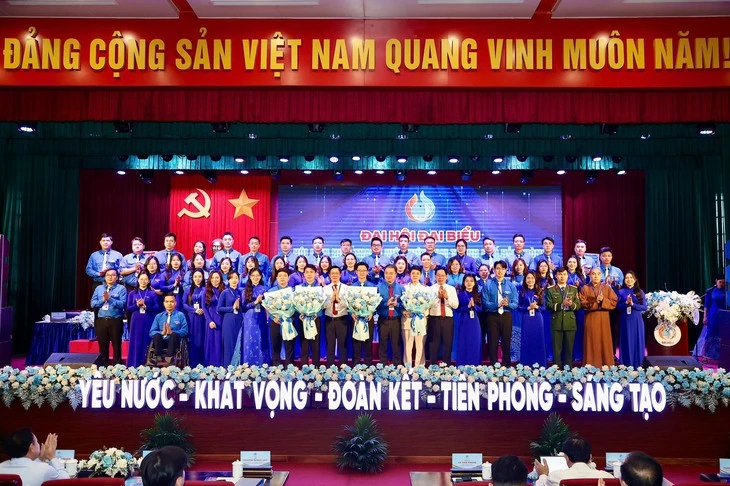 Anh Đỗ Đức Chính giữ chức Chủ tịch Hội Liên hiệp thanh niên Việt Nam thành phố Hải Phòng Anh Đỗ Đức Chính giữ chức Chủ tịch Hội Liên hiệp thanh niên Việt Nam thành phố Hải Phòng