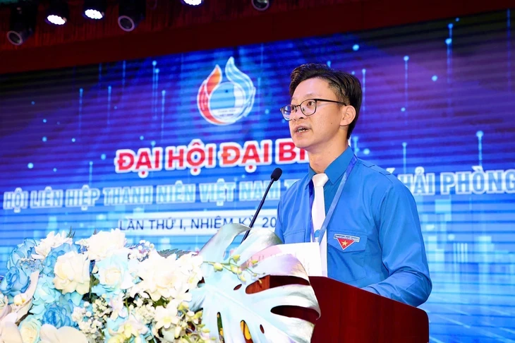 Anh Đỗ Đức Chính giữ chức Chủ tịch Hội Liên hiệp thanh niên Việt Nam thành phố Hải Phòng Anh Đỗ Đức Chính giữ chức Chủ tịch Hội Liên hiệp thanh niên Việt Nam thành phố Hải Phòng