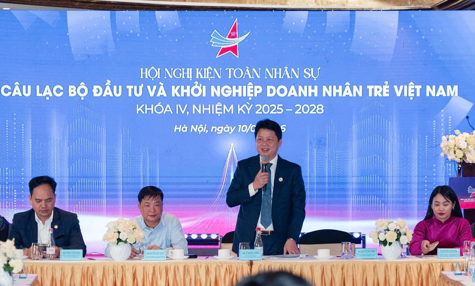 Anh Lê Mạnh Cường được kiện toàn làm Chủ tịch CLB Đầu tư và Khởi nghiệp Doanh nhân trẻ Việt Nam Anh Lê Mạnh Cường được kiện toàn làm Chủ tịch CLB Đầu tư và Khởi nghiệp Doanh nhân trẻ Việt Nam