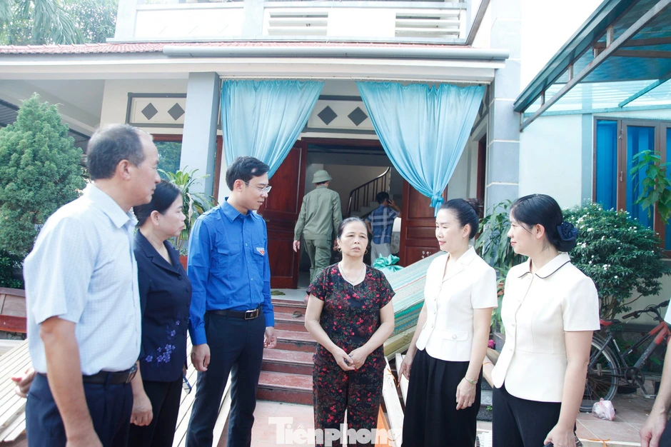 'Áo xanh' Bắc Ninh giúp người dân rời nhà, nhường đất làm sân bay Gia Bình