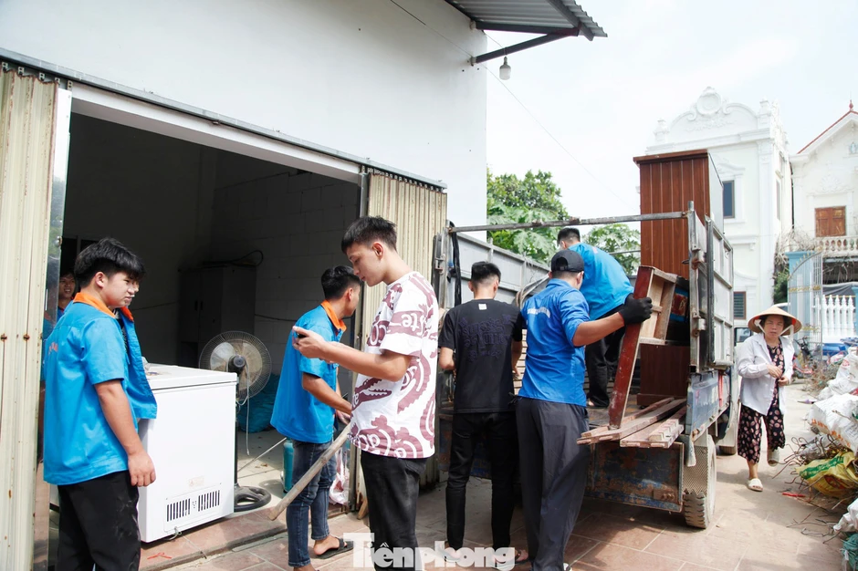 'Áo xanh' Bắc Ninh giúp người dân rời nhà, nhường đất làm sân bay Gia Bình