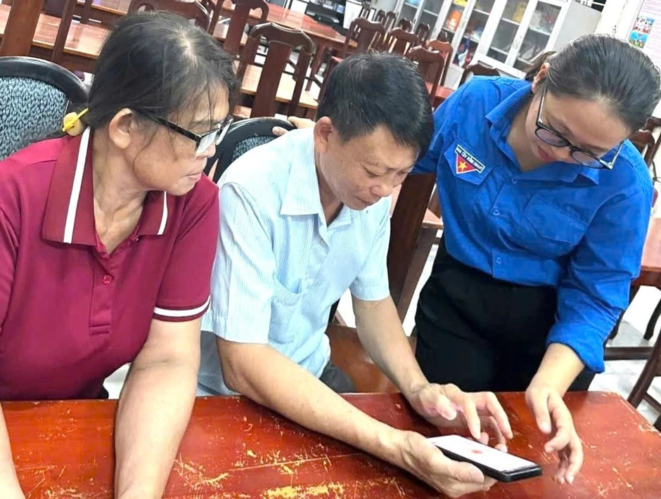 Áo xanh tình nguyện Mùa hè số