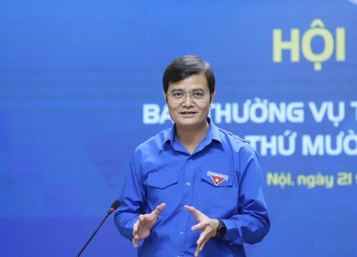 Áp lực học tập, việc làm, môi trường mạng ngày càng đè nặng lên thanh niên Áp lực học tập, việc làm, môi trường mạng ngày càng đè nặng lên thanh niên
