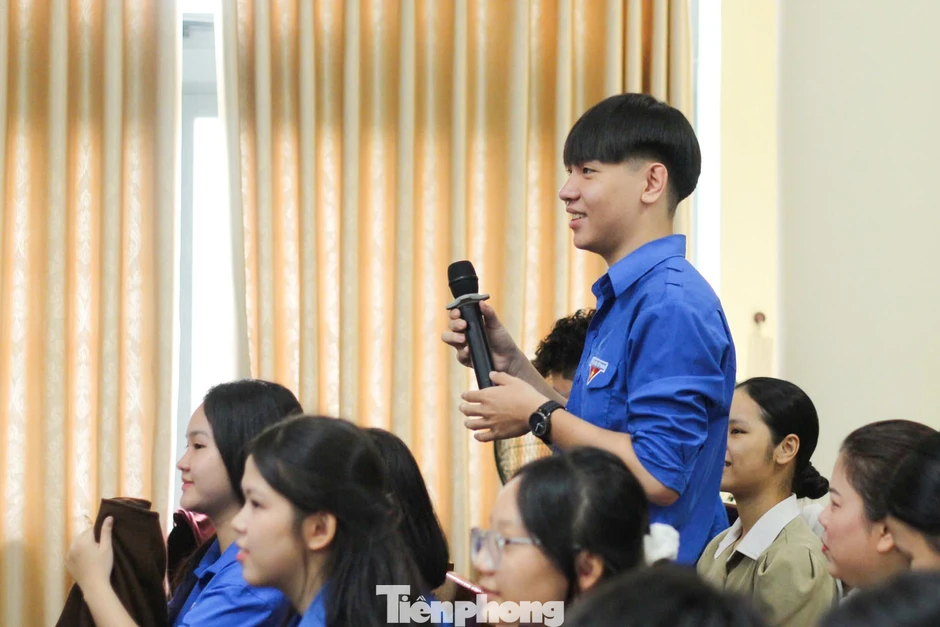 Bạn trẻ Đà Nẵng sáng tạo để 'xanh hóa' biển quê hương Bạn trẻ Đà Nẵng sáng tạo để 'xanh hóa' biển quê hương