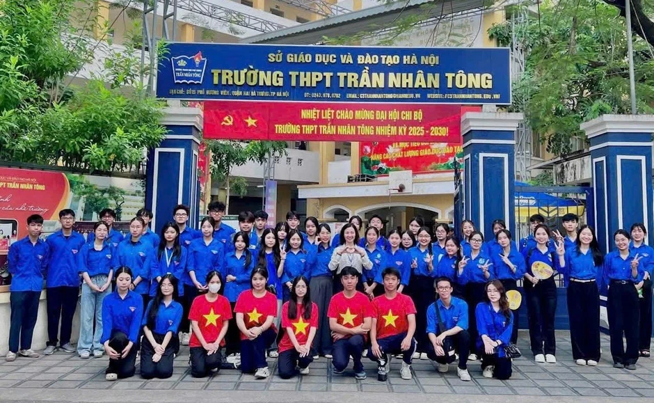 Biến những kỳ thi căng thẳng thành kỷ niệm ấm áp, đầy tình người Biến những kỳ thi căng thẳng thành kỷ niệm ấm áp, đầy tình người