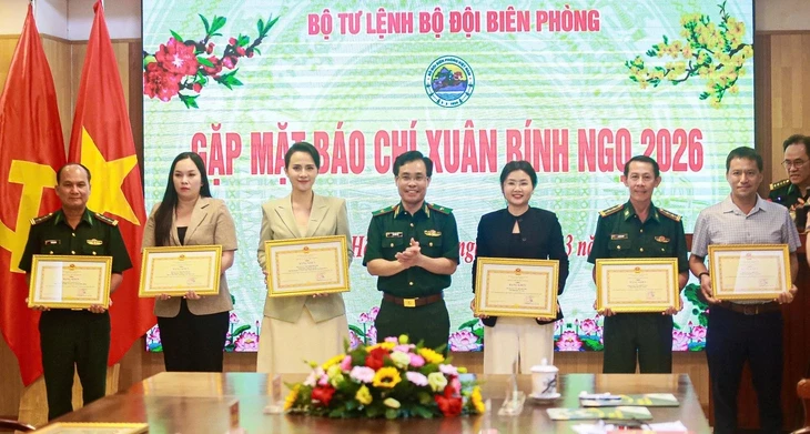 Bộ đội Biên phòng năm 2025 bắt giữ hơn 7.258 vụ, thu giữ gần 2,5 tấn ma túy Bộ đội Biên phòng năm 2025 bắt giữ hơn 7.258 vụ, thu giữ gần 2,5 tấn ma túy