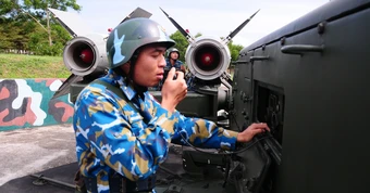 Bộ đội tên lửa, pháo phòng không Sư đoàn 375 tổ chức Tết sớm, chuẩn bị cao điểm trực chiến