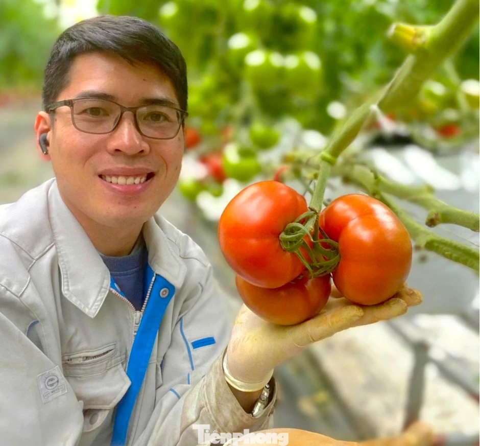 Bỏ lương nghìn đô, kỹ sư trẻ về quê làm trang trại nông nghiệp công nghệ cao đẹp như phim Bỏ lương nghìn đô, kỹ sư trẻ về quê làm trang trại nông nghiệp công nghệ cao đẹp như phim