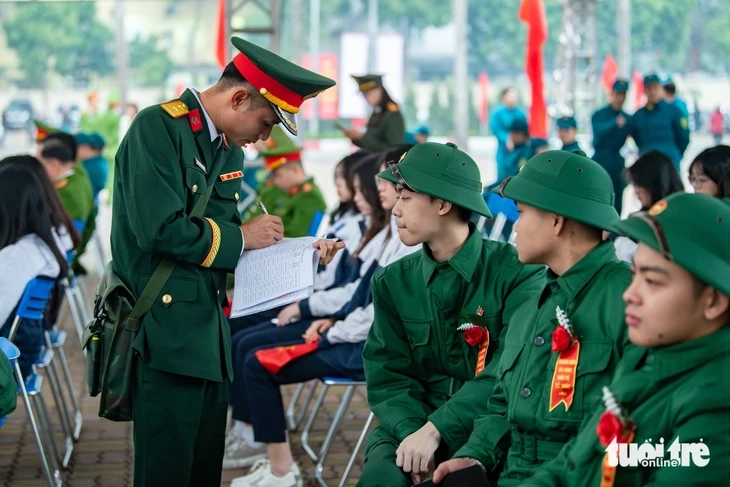 Bộ Quốc phòng tổ chức lễ giao nhận quân trên cả nước từ ngày 4 đến 5-3 Bộ Quốc phòng tổ chức lễ giao nhận quân trên cả nước từ ngày 4 đến 5-3