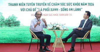 Cảnh báo những thói quen 'bào mòn' lá phổi người trẻ
