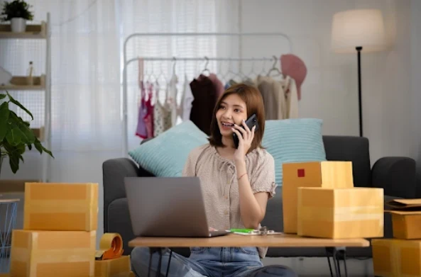 Câu chuyện phía sau công việc bán hàng online của sinh viên 22 tuổi Câu chuyện phía sau công việc bán hàng online của sinh viên 22 tuổi