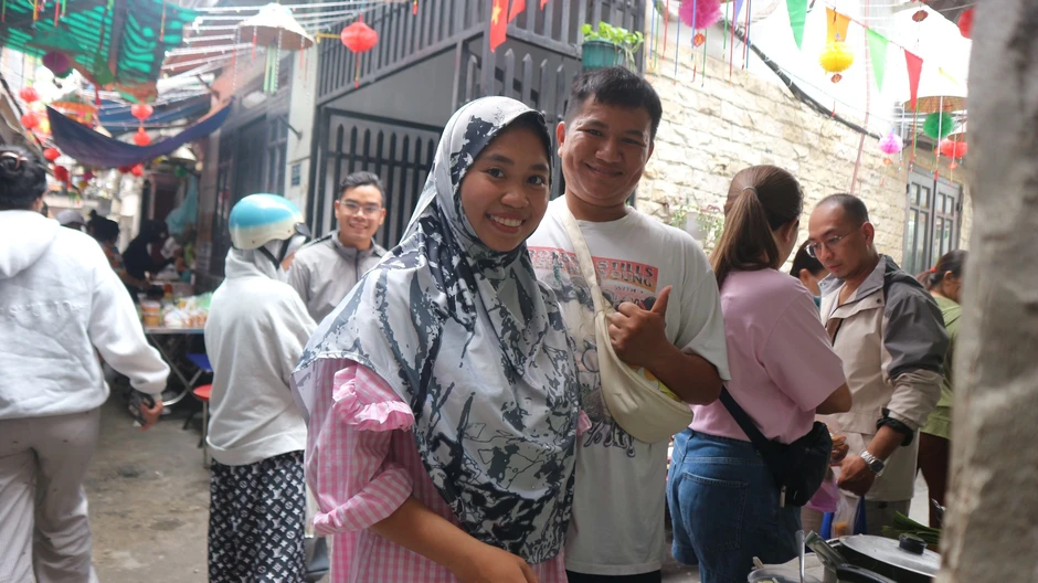 Chỉ xuất hiện 1 tháng/năm: Chợ Ramadan hẻm 157 chiều nào cũng cháy hàng Chỉ xuất hiện 1 tháng/năm: Chợ Ramadan hẻm 157 chiều nào cũng cháy hàng