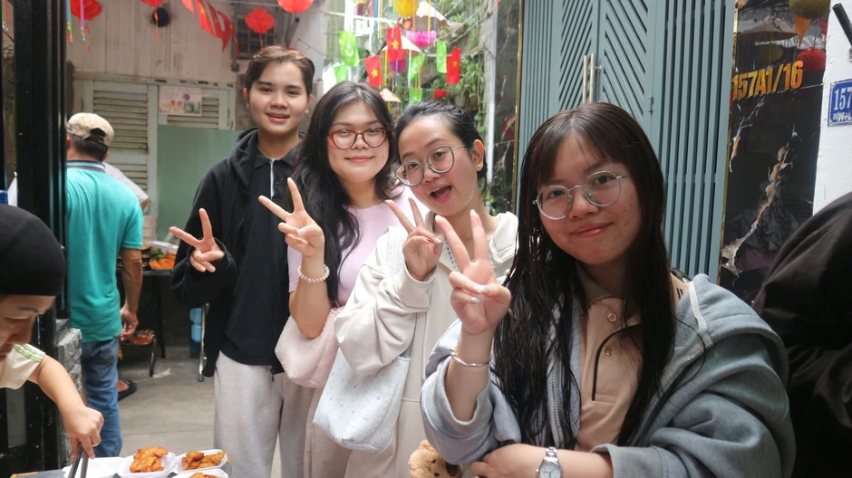 Chỉ xuất hiện 1 tháng/năm: Chợ Ramadan hẻm 157 chiều nào cũng cháy hàng Chỉ xuất hiện 1 tháng/năm: Chợ Ramadan hẻm 157 chiều nào cũng cháy hàng