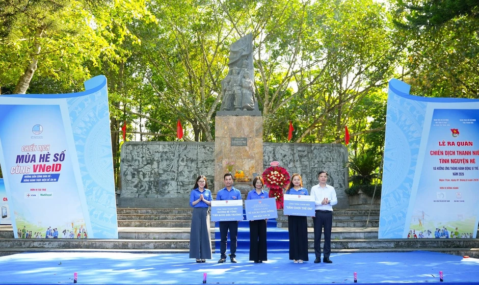 Chiến dịch Thanh niên tình nguyện hè 2026 tại Thanh Hóa được trao nguồn lực gần 400 triệu đồng Chiến dịch Thanh niên tình nguyện hè 2026 tại Thanh Hóa được trao nguồn lực gần 400 triệu đồng