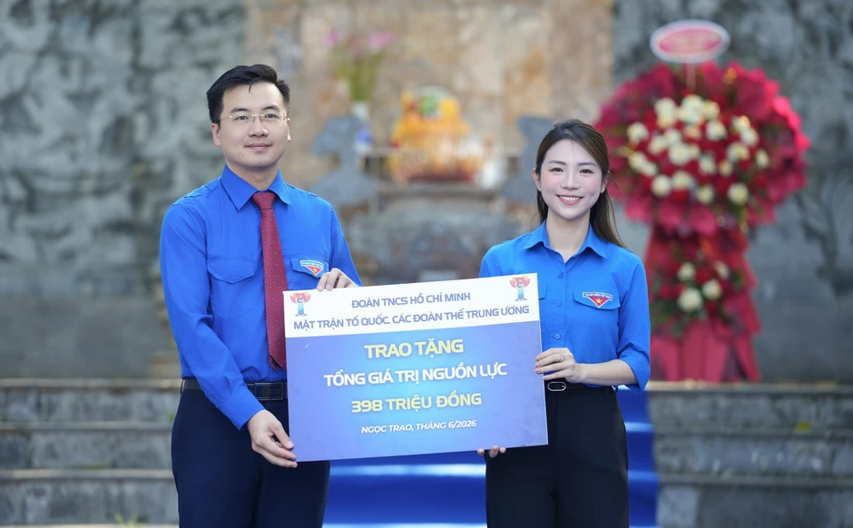Chiến dịch Thanh niên tình nguyện hè 2026 tại Thanh Hóa được trao nguồn lực gần 400 triệu đồng Chiến dịch Thanh niên tình nguyện hè 2026 tại Thanh Hóa được trao nguồn lực gần 400 triệu đồng